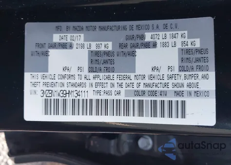 2017 Mazda 3 Grand Touring z USA, uszkodzony, nr VIN 3MZBN1W39HM134111